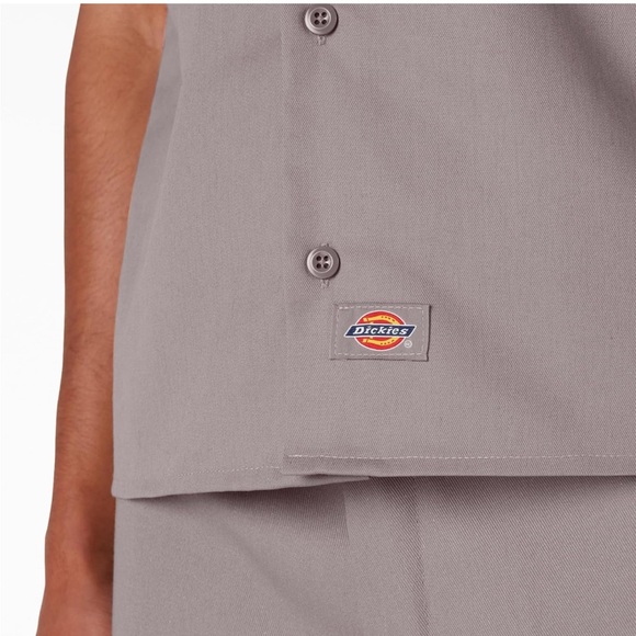 DICKIES MENS WORK SHIRT. GREAT USED CONDITION. SHORT SLEEVE. TRADITIONAL FIT - Picture 4 of 11